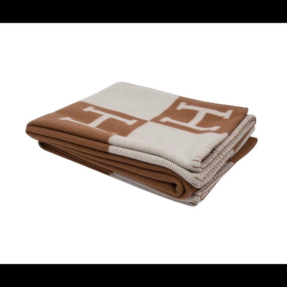 Hermès blanket AVALON lll H camel and ecru throw. - Picture 4 of 8